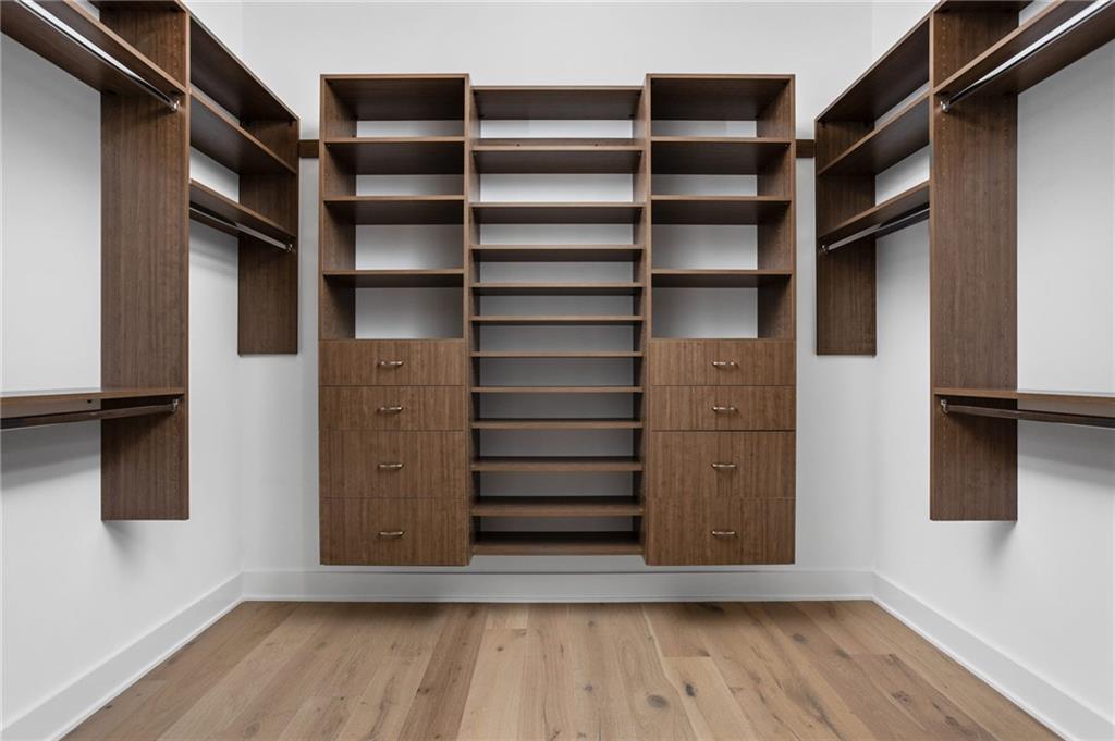 7912 Spring Mill Road Indianapolis, IN 46260 - Photo 32 of 60