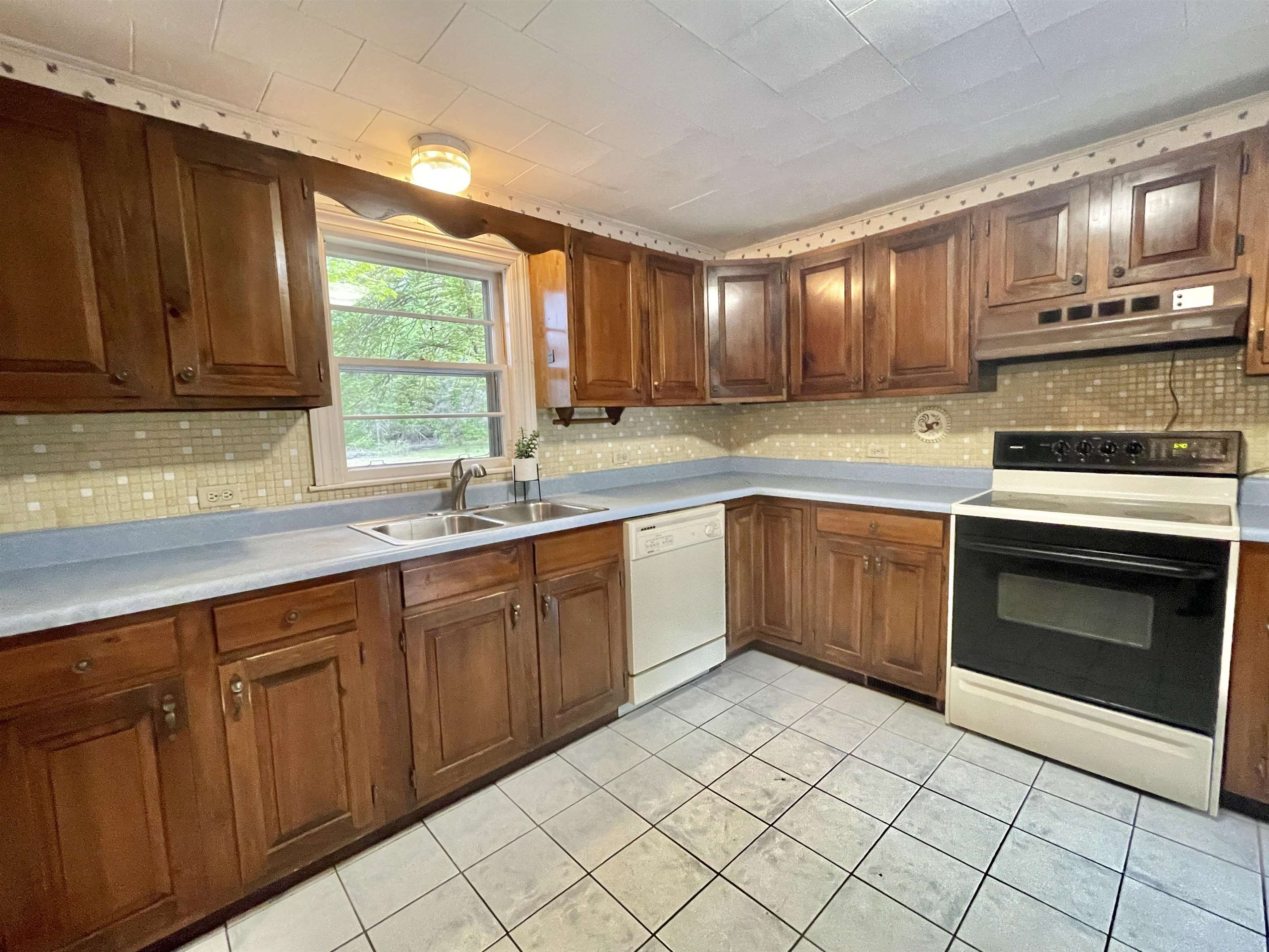 59 Bow Lake Road Northwood, NH 03261 - Photo 21 of 29