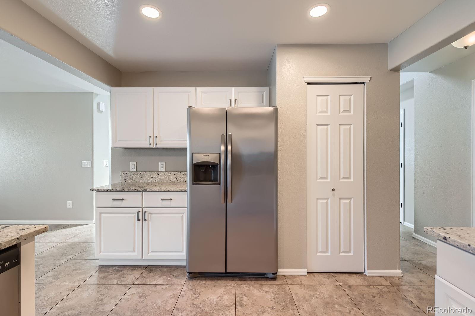 2229 Hyacinth Road Highlands Ranch, CO 80129 - Photo 11 of 38 Gallery Image 11