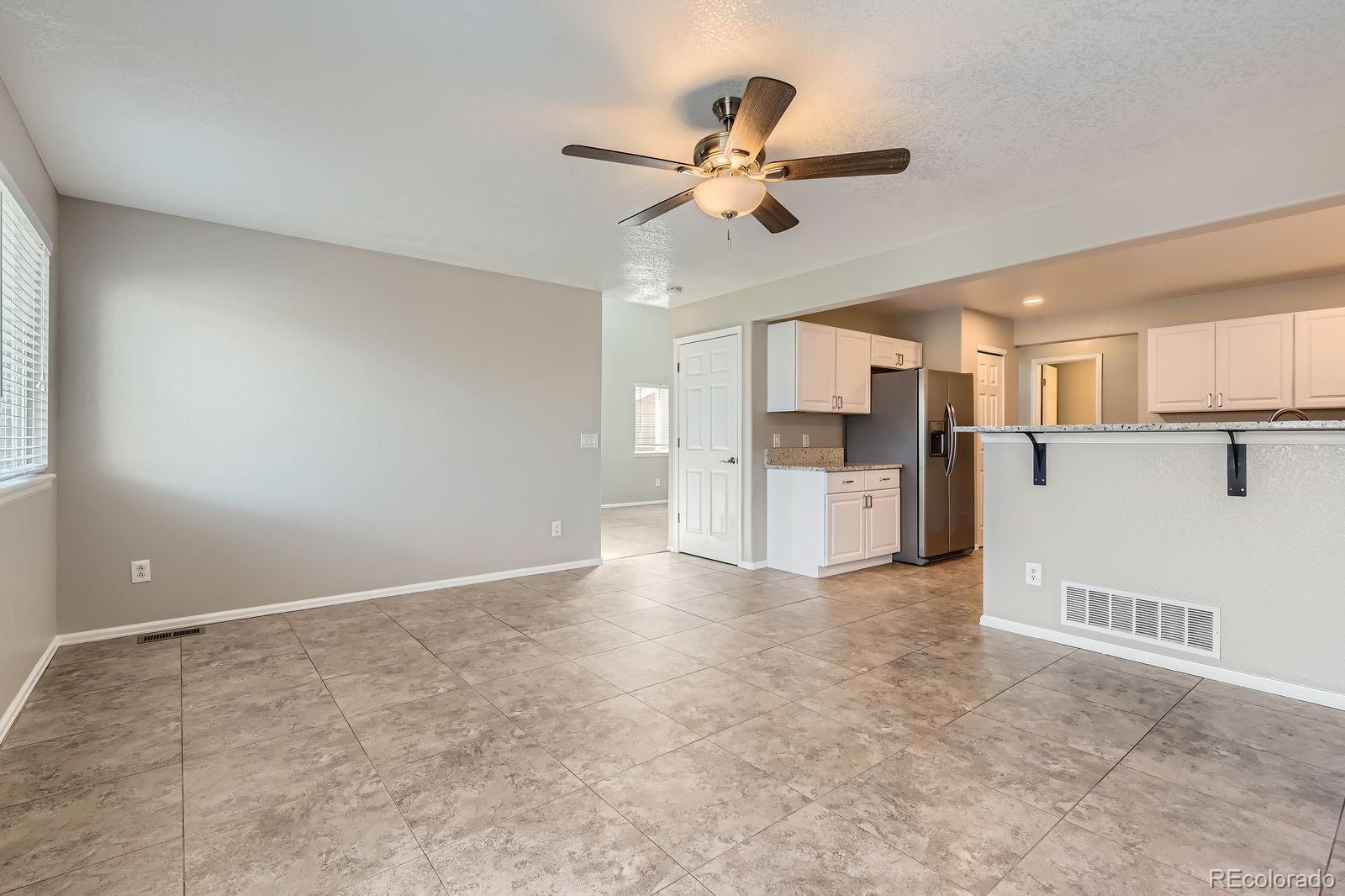2229 Hyacinth Road Highlands Ranch, CO 80129 - Photo 12 of 38 Gallery Image 12