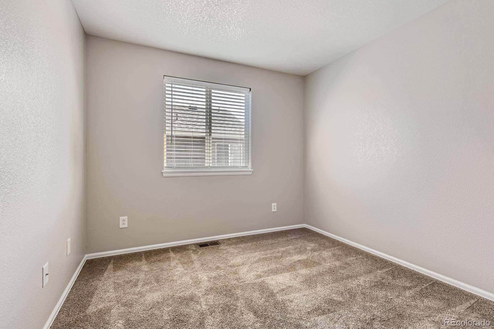 2229 Hyacinth Road Highlands Ranch, CO 80129 - Photo 27 of 38 Gallery Image 27