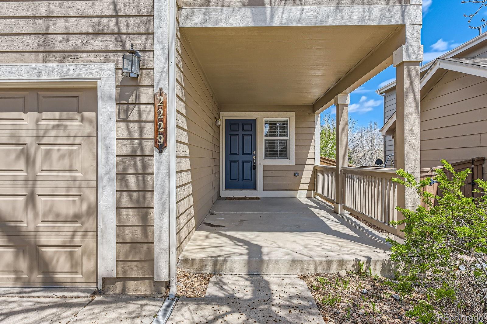 2229 Hyacinth Road Highlands Ranch, CO 80129 - Photo 3 of 38 Gallery Image 3