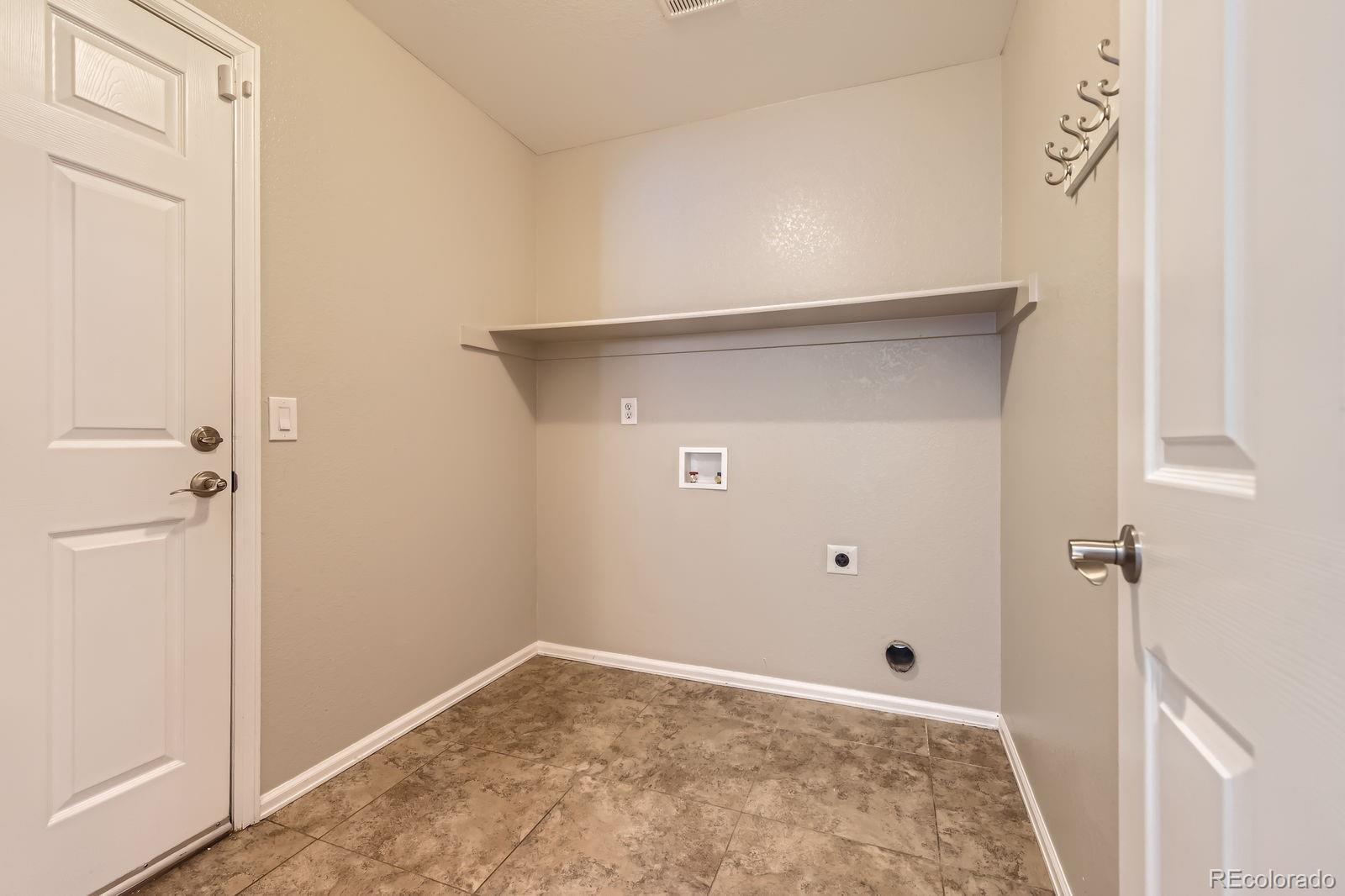 2229 Hyacinth Road Highlands Ranch, CO 80129 - Photo 32 of 38 Gallery Image 32