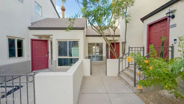 $1,995 | 100 East Fillmore Street, Unit 118, Phoenix, AZ 85004
