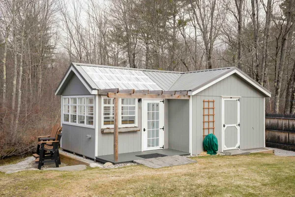 $1,134,900 | 174-175 Lakeshore Drive, Franklin, NH 03235