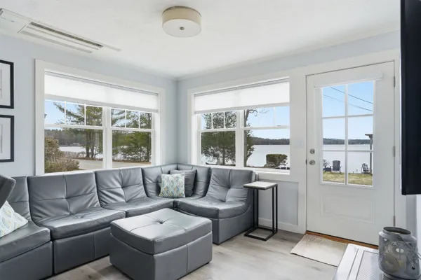 $1,134,900 | 174-175 Lakeshore Drive, Franklin, NH 03235
