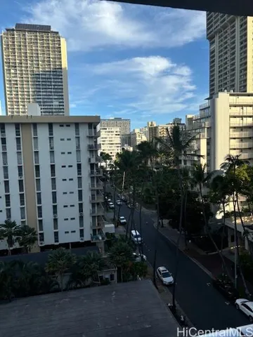 $1,450 | 441 Lewers Street, Unit 905, Honolulu, HI 96815
