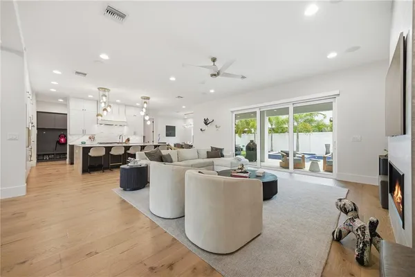 $3,400,000 | 3611 West Barcelona Street, Tampa, FL 33629