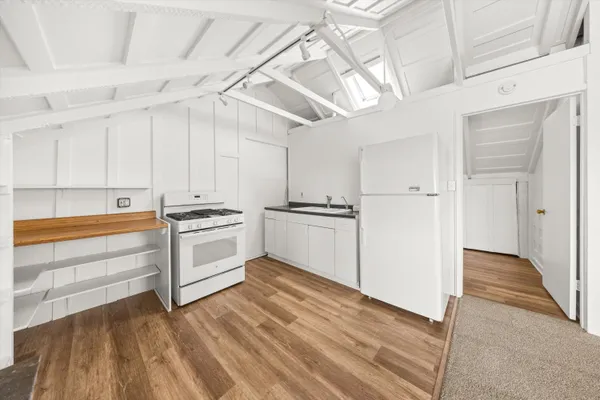 $2,395,000 | 513 East Pedregosa Street, Santa Barbara, CA 93103