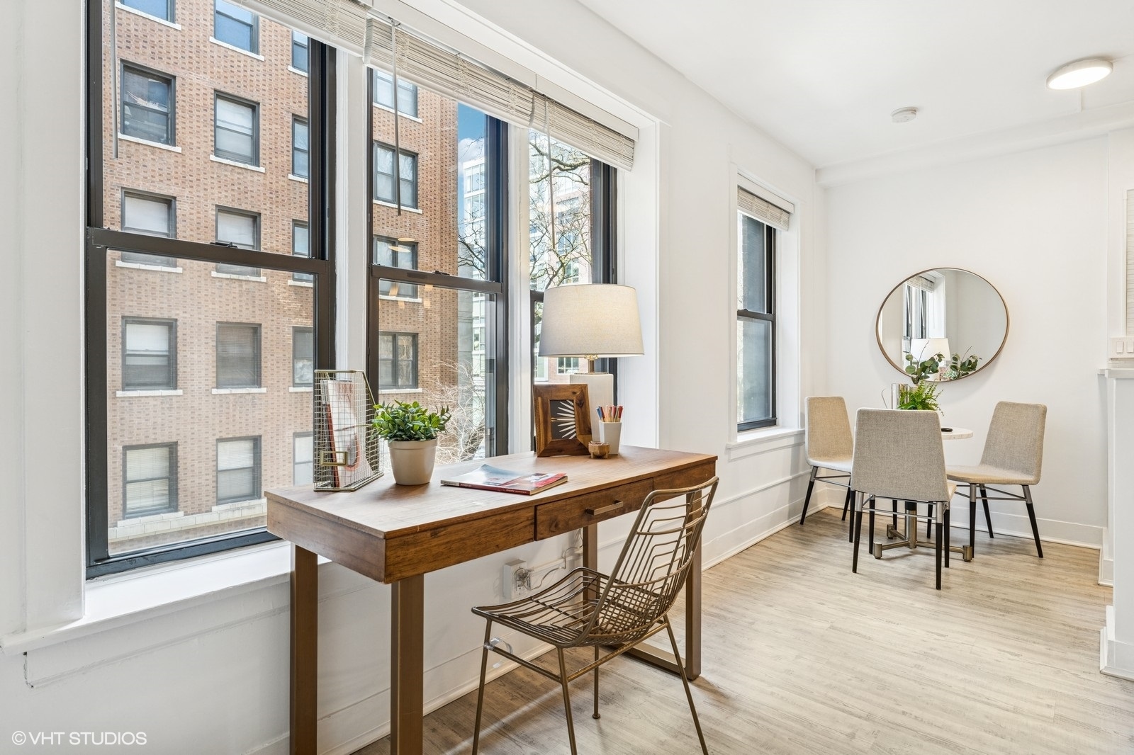 725 West Sheridan Road, Unit 302 Chicago, IL 60613 - Photo 4 of 21 Gallery Image 4