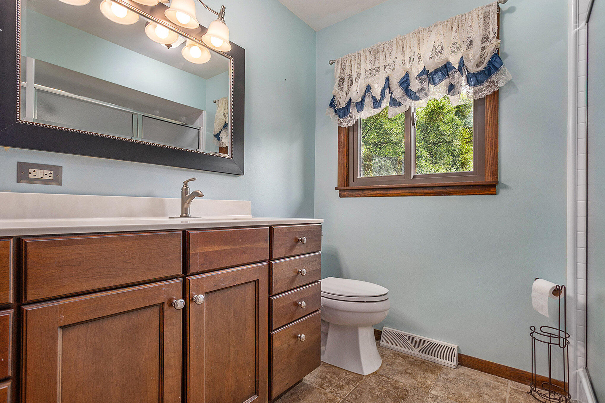 4322 Watkins Road Battle Creek, MI 49015 - Photo 12 of 35 013_4322_watkins_rd_battle_creek_mi_4901