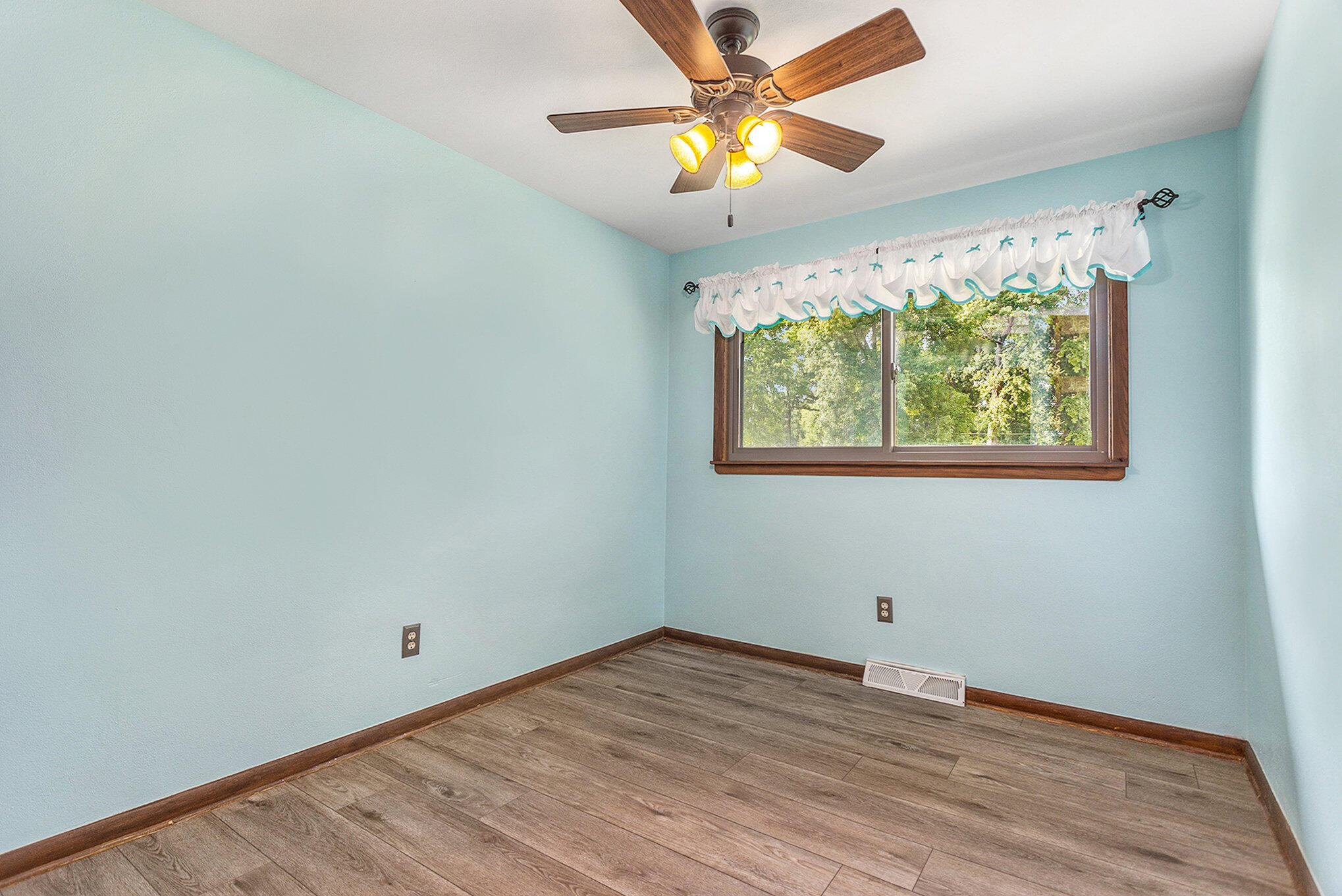 4322 Watkins Road Battle Creek, MI 49015 - Photo 17 of 35 019_4322_watkins_rd_battle_creek_mi_4901