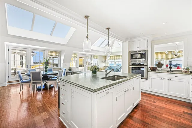 $20,000,000 | 1 Bluff Avenue, Unit 41, Westerly, RI 02891