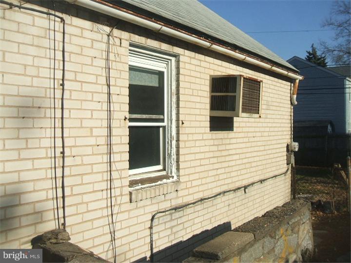 716 East Providence Road Aldan, PA 19018 - Photo 6 of 25 Exterior Side