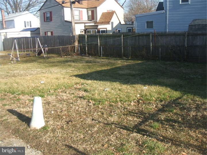 716 East Providence Road Aldan, PA 19018 - Photo 10 of 25 Back Yard