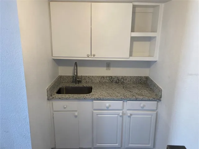 $999 | 3024 West Haya Street, Tampa, FL 33614