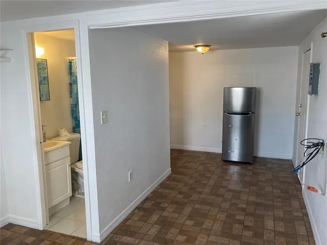 $999 | 3024 West Haya Street, Tampa, FL 33614