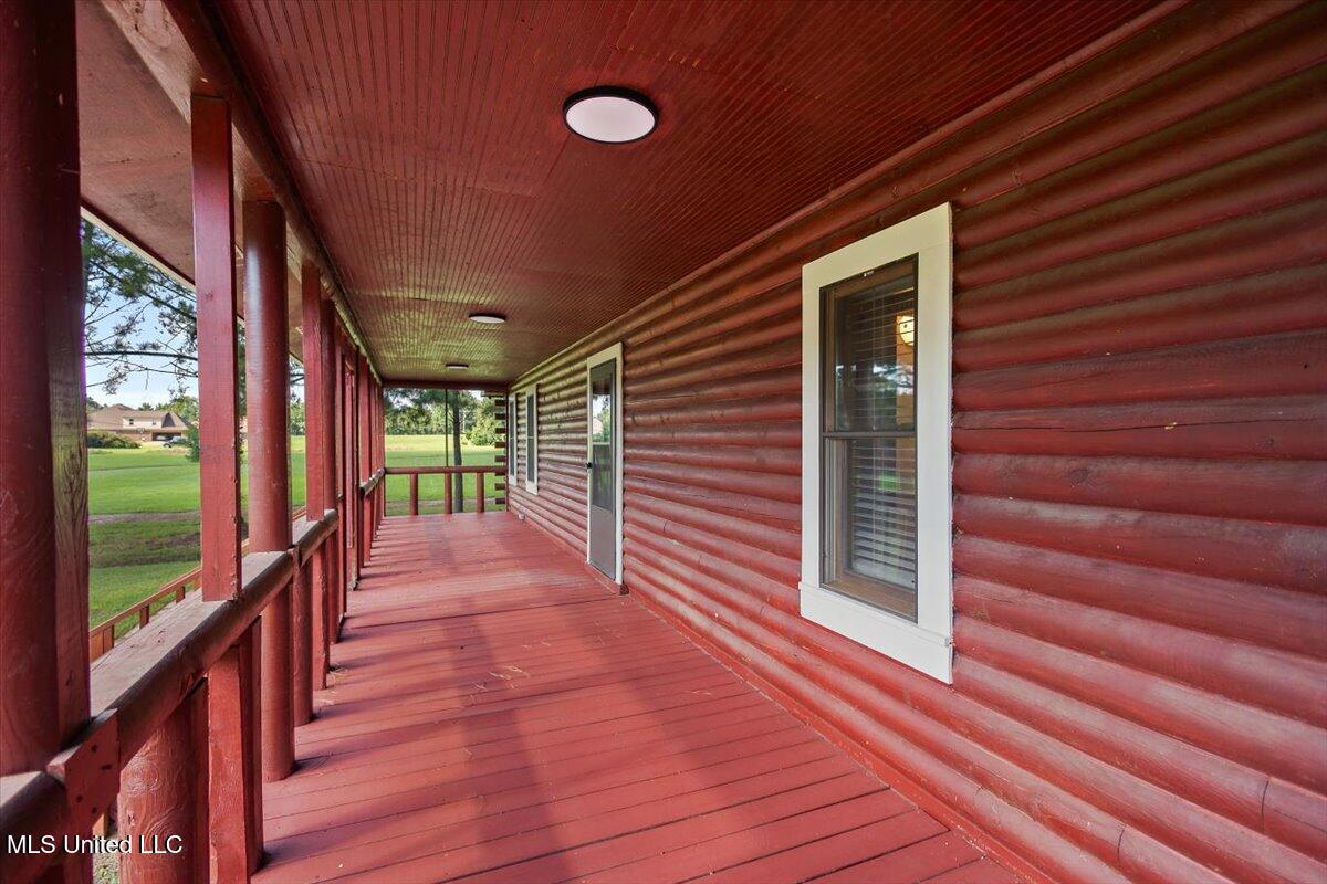 126 Parks Road Jackson, MS 39212 - Photo 6 of 39 Front porch