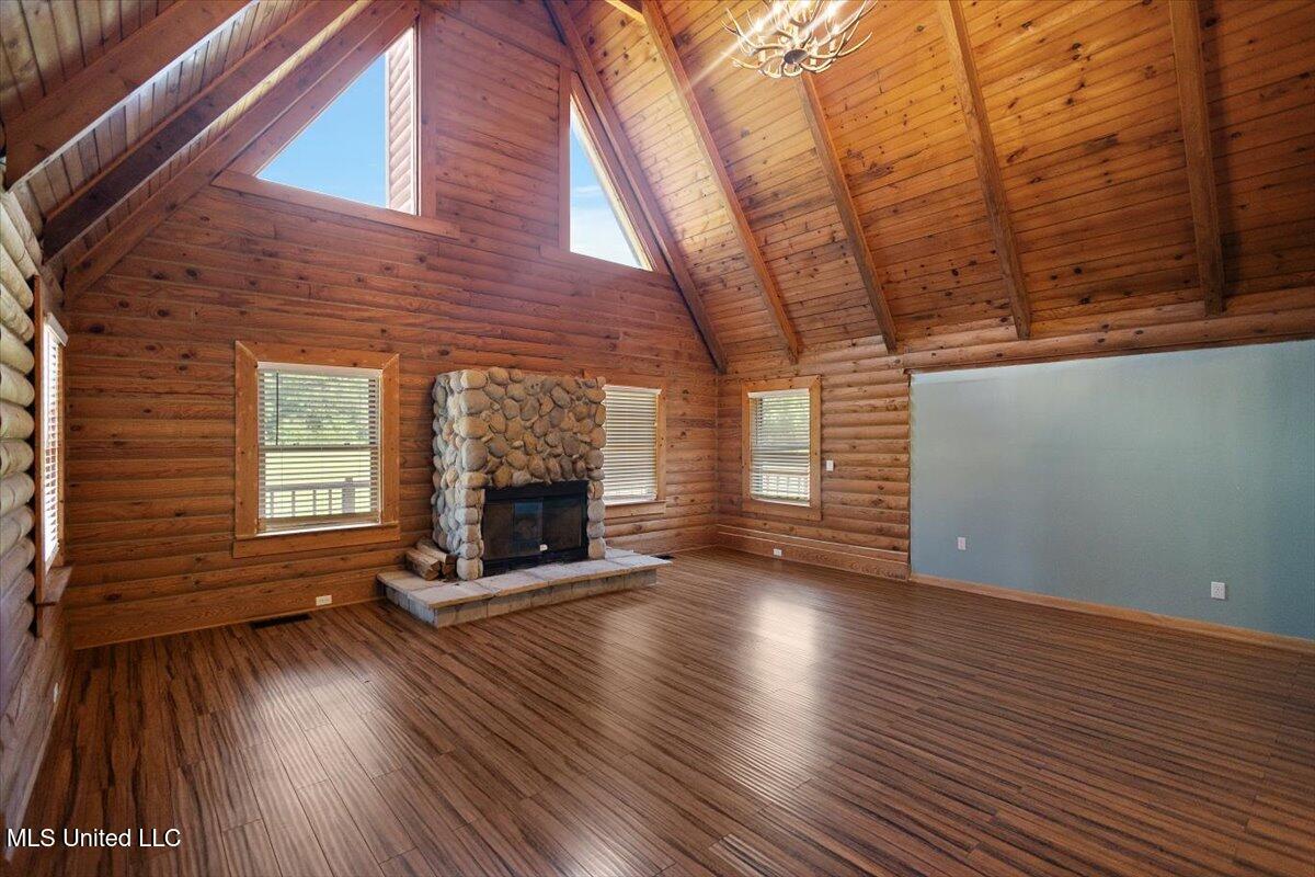 126 Parks Road Jackson, MS 39212 - Photo 7 of 39 Living Room