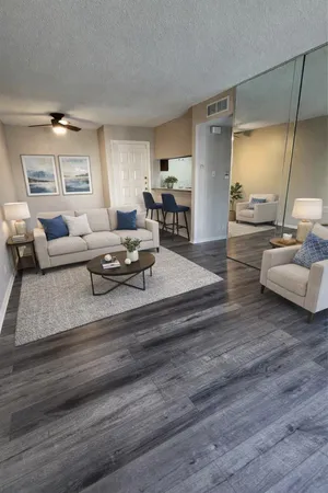 $1,100 | 2818 South Bartell Drive, Unit 7, Houston, TX 77054