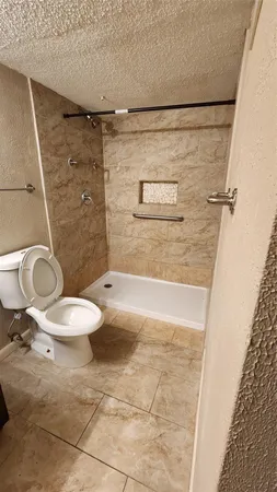 $1,100 | 2818 South Bartell Drive, Unit 7, Houston, TX 77054