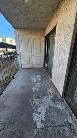 $1,100 | 2818 South Bartell Drive, Unit 7, Houston, TX 77054