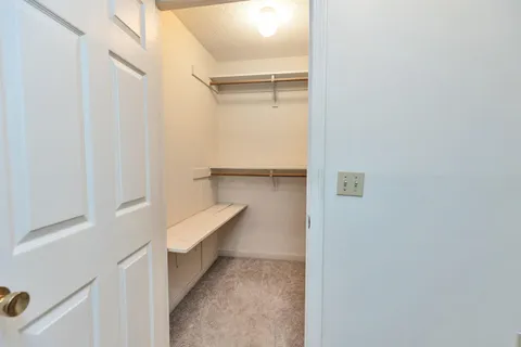 $239,000 | 1 Northbrook Drive, Unit 102, Manchester, NH 03102