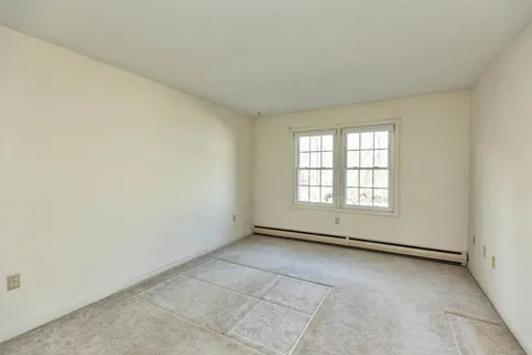 $239,000 | 1 Northbrook Drive, Unit 102, Manchester, NH 03102