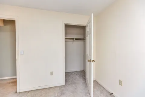 $239,000 | 1 Northbrook Drive, Unit 102, Manchester, NH 03102