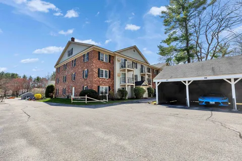 $239,000 | 1 Northbrook Drive, Unit 102, Manchester, NH 03102