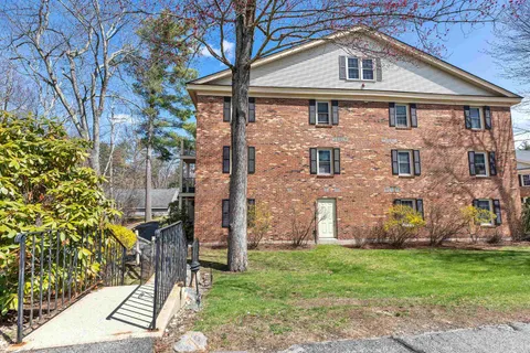 $239,000 | 1 Northbrook Drive, Unit 102, Manchester, NH 03102