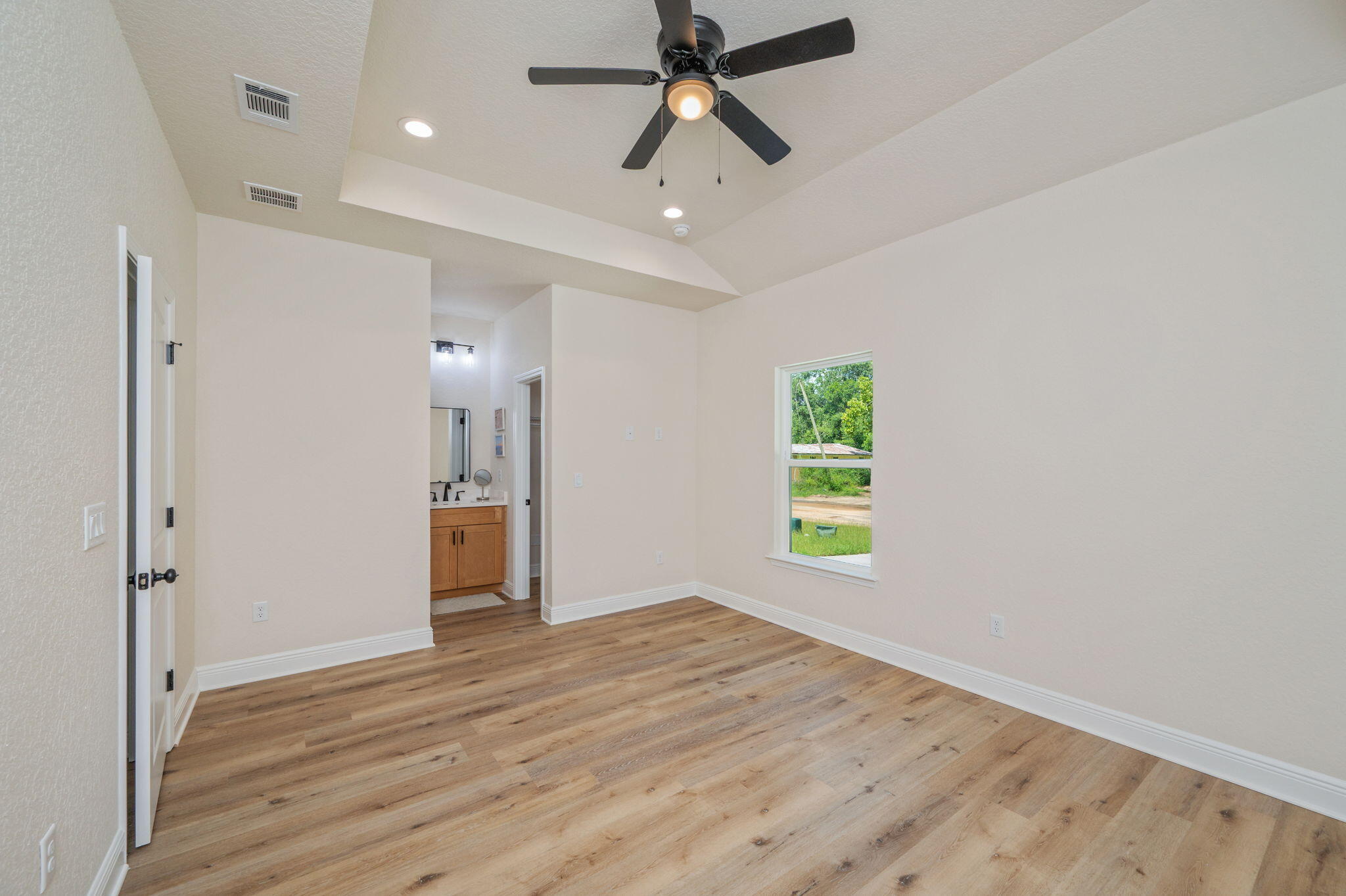 873 Brett Street South Crestview, FL 32539 - Photo 27 of 35 26-web-or-mls-695-bowers-ave-e