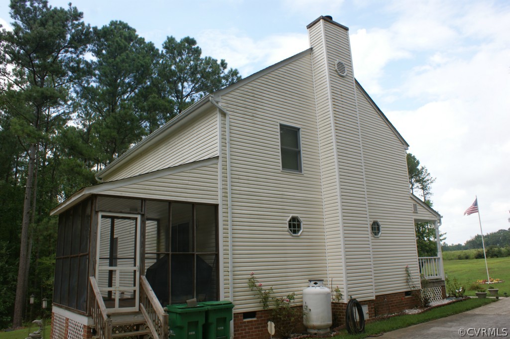 8008 Old Town Road Disputanta, VA 23875 - Photo 4 of 23 Gallery Image 4