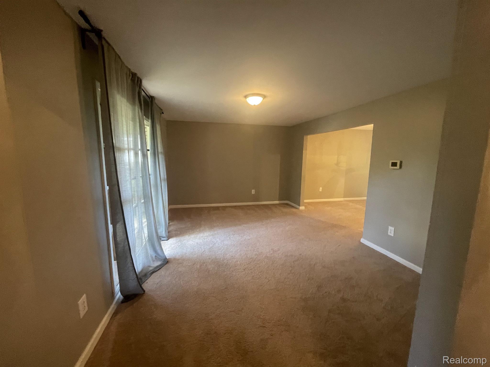 749 Dunedin Court Rochester, MI 48309 - Photo 2 of 30 Gallery Image 2