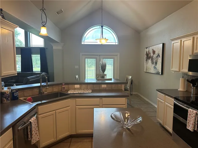 $429,999 | 6333 Oso Parkway, Corpus Christi, TX 78414