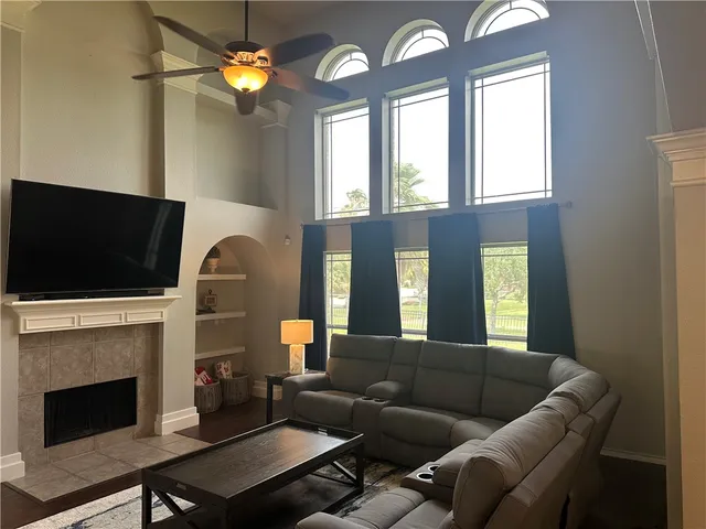 $429,999 | 6333 Oso Parkway, Corpus Christi, TX 78414