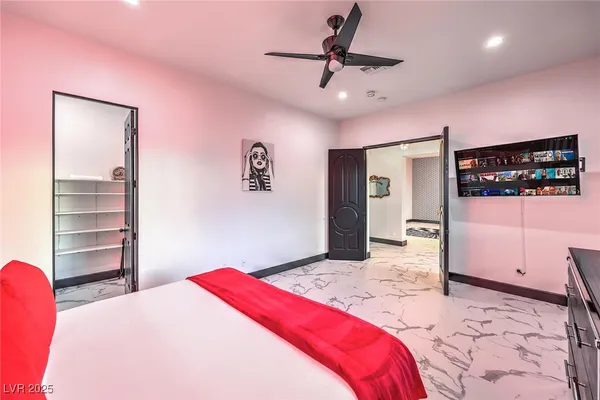 $10,000 | 282 East Maulding Avenue, Las Vegas, NV 89123