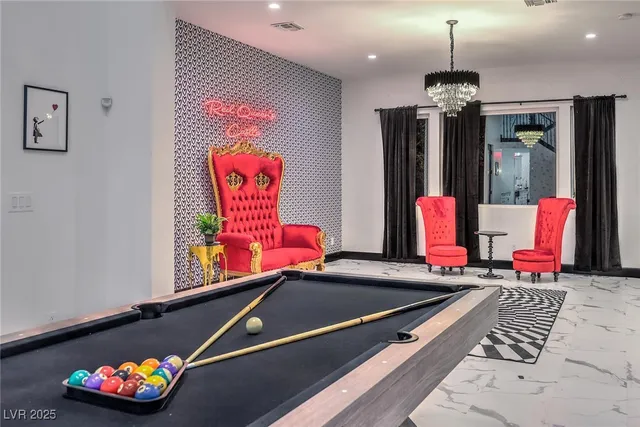 $10,000 | 282 East Maulding Avenue, Las Vegas, NV 89123