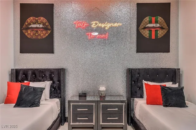 $10,000 | 282 East Maulding Avenue, Las Vegas, NV 89123