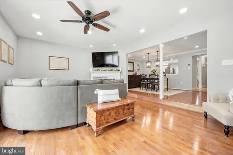 $500,000 | 762 Shropshire Drive, West Chester, PA 19382