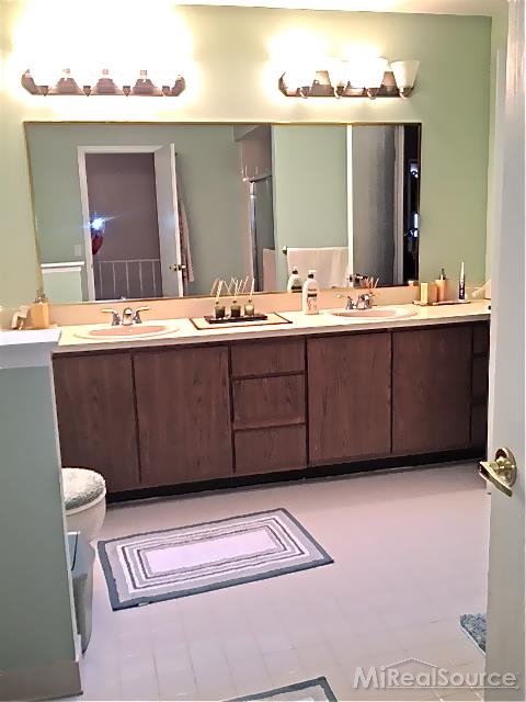 618 Byron Court, Unit 38 Rochester, MI 48307 - Photo 20 of 23 31231022-20.JPG