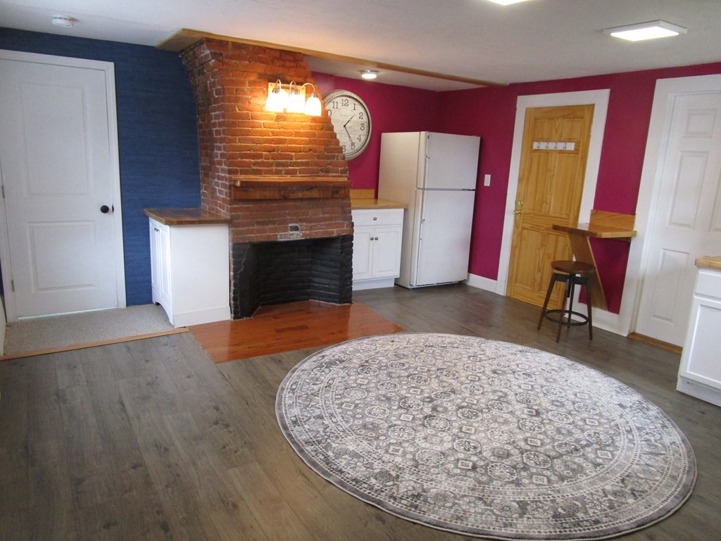 216 Irving Street, Unit 5 Framingham, MA 01702 - Photo 2 of 10