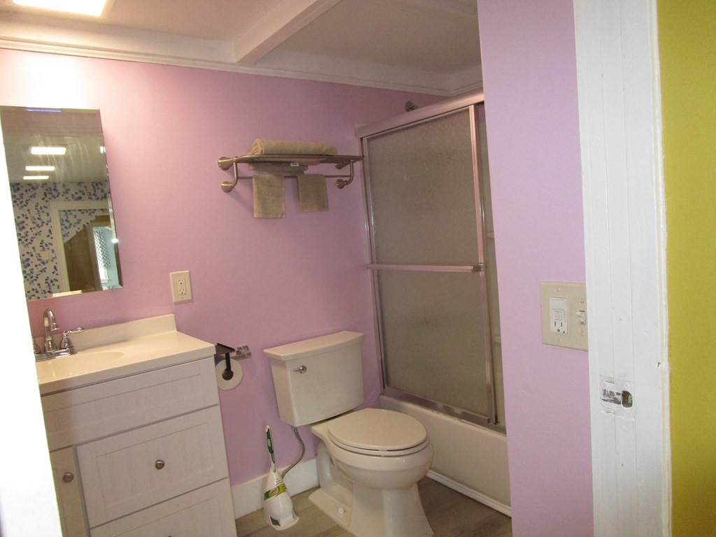 216 Irving Street, Unit 5 Framingham, MA 01702 - Photo 9 of 10