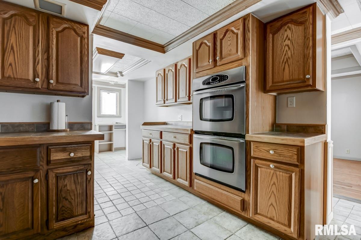 405 West Madison Street Athens, IL 62613 - Photo 13 of 42 Gallery Image 13