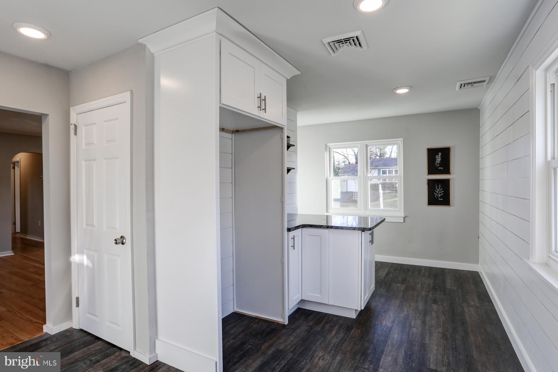 1575 Ridgeview Avenue Lancaster, PA 17603 - Photo 10 of 56 Gallery Image 10