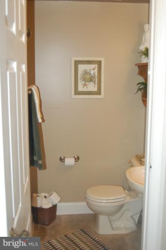 8065 Athena Street Springfield, VA 22153 - Photo 2 of 30 Half Bath