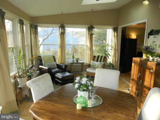 8065 Athena Street Springfield, VA 22153 - Photo 18 of 30 Sun Room