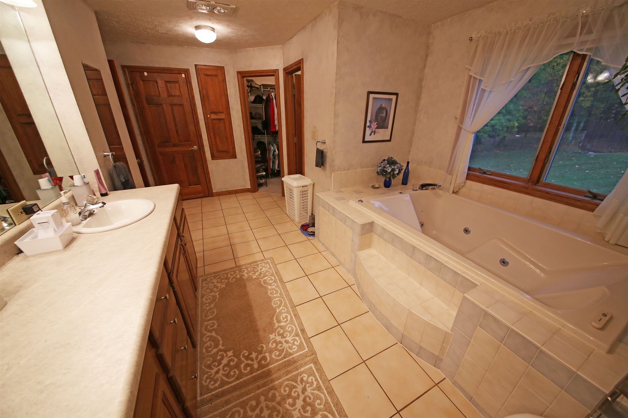 3540 West Cockrell Road Bloomington, IN 47403 - Photo 11 of 36 Gallery Image 11