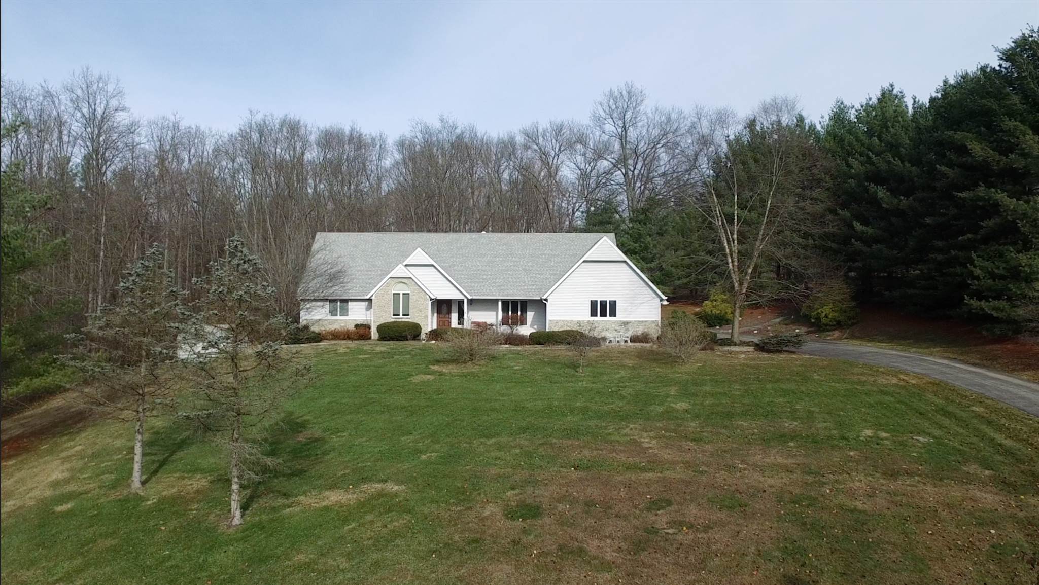 3540 West Cockrell Road Bloomington, IN 47403 - Photo 34 of 36 Gallery Image 34