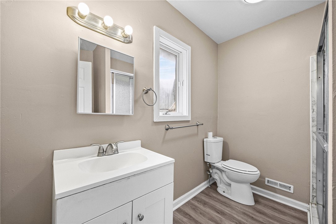 641 Jay Street Rochester, NY 14611 - Photo 14 of 29 Upper bathroom